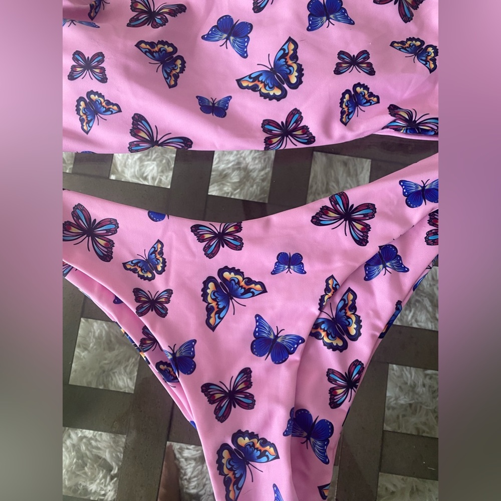 Butterfly bikini - Picture 5 of 6